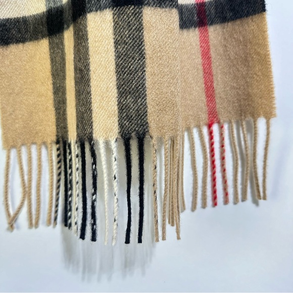 Burberry Classic Check 100% Cashmere fringe Scarf Made in Scotland men women - Picture 8 of 10